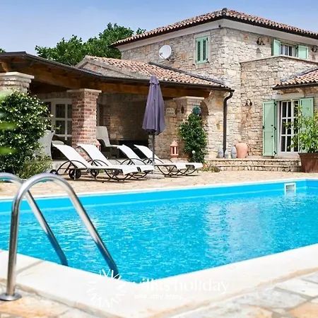 Karim By Affittacamere 4*