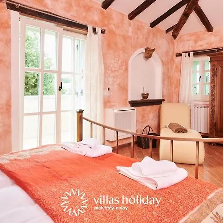 Karim By Gasthuis 4*