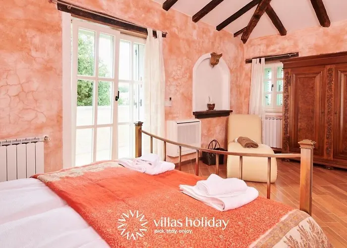 Karim By Gasthuis 4*